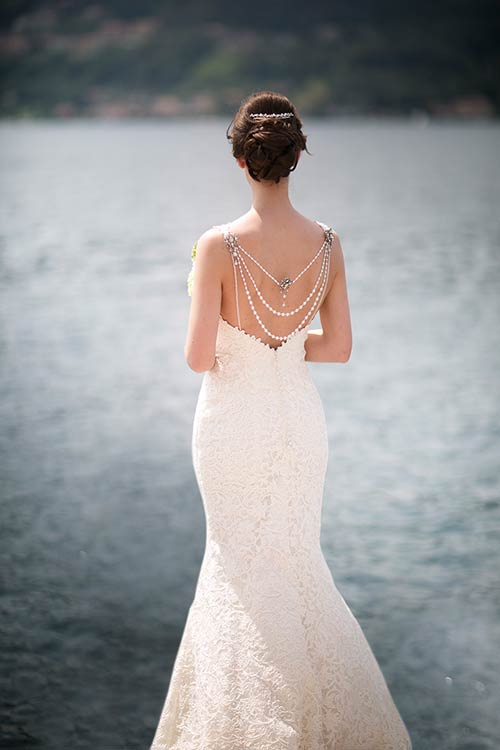 Wedding on lake Orta | Amazing bridal dress
