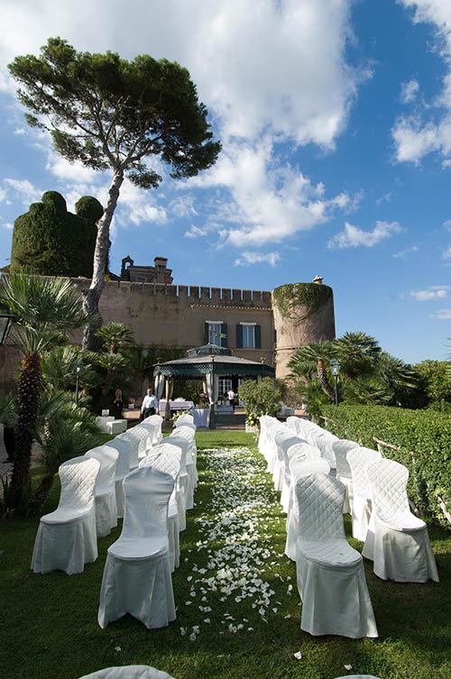 Ceremony setting at Odescalchi Castle of Santa Marinella