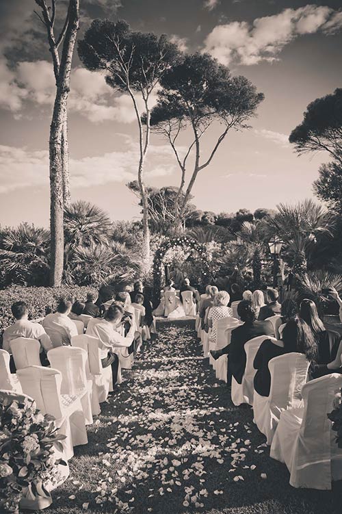 Symbolic ceremony with a lovely view over the small port and the sea