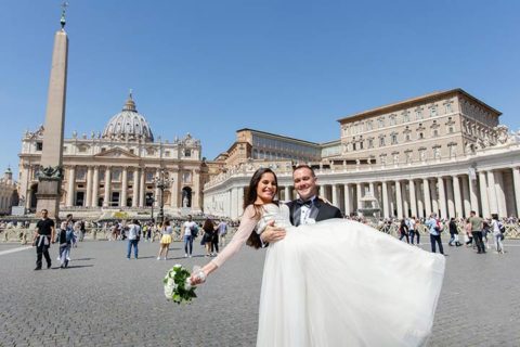 A romantic wedding in the heart of Vatican city