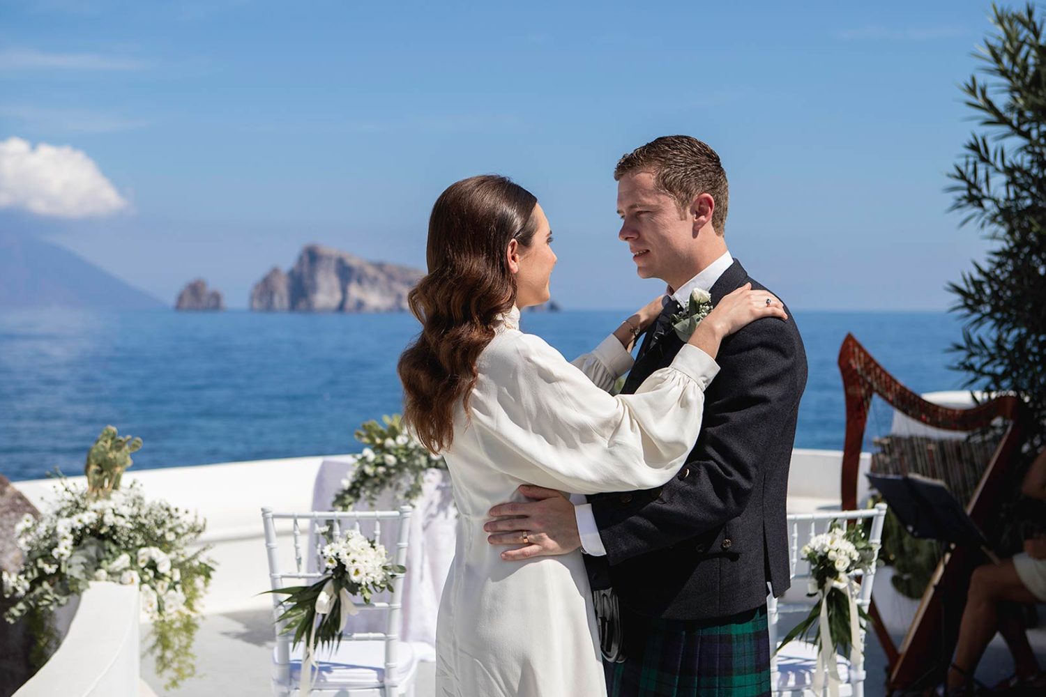 Elope in Sicily