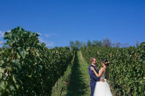 A First Look Photo Session and a Jewish Wedding in Piemonte Countryside