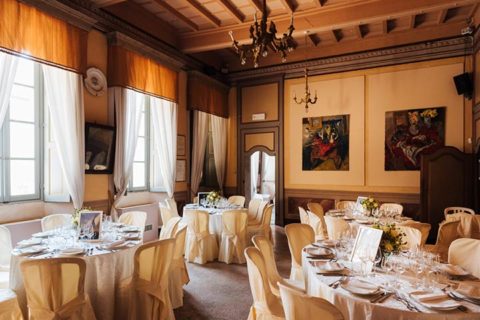 Special Paintings for an original wedding reception on Lake Orta