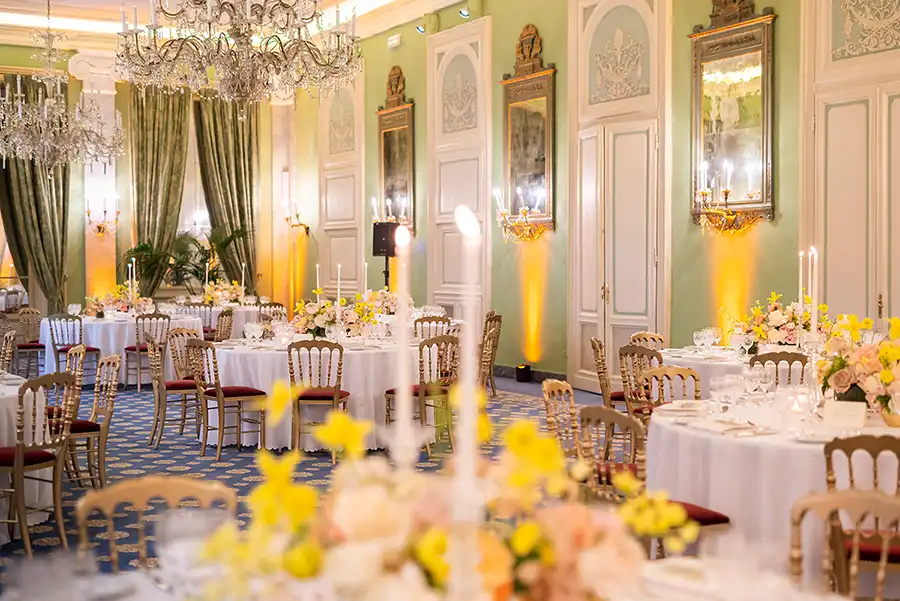 Refined reception styling inside one of the elegant venues chosen for weddings on Lake Como.