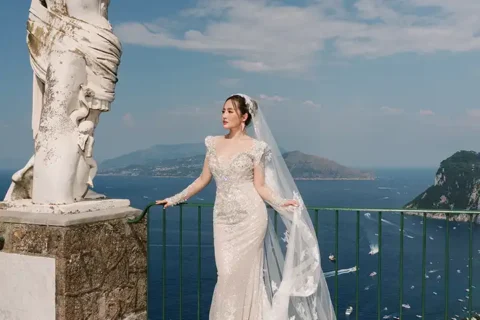 A stylish destination wedding in Capri